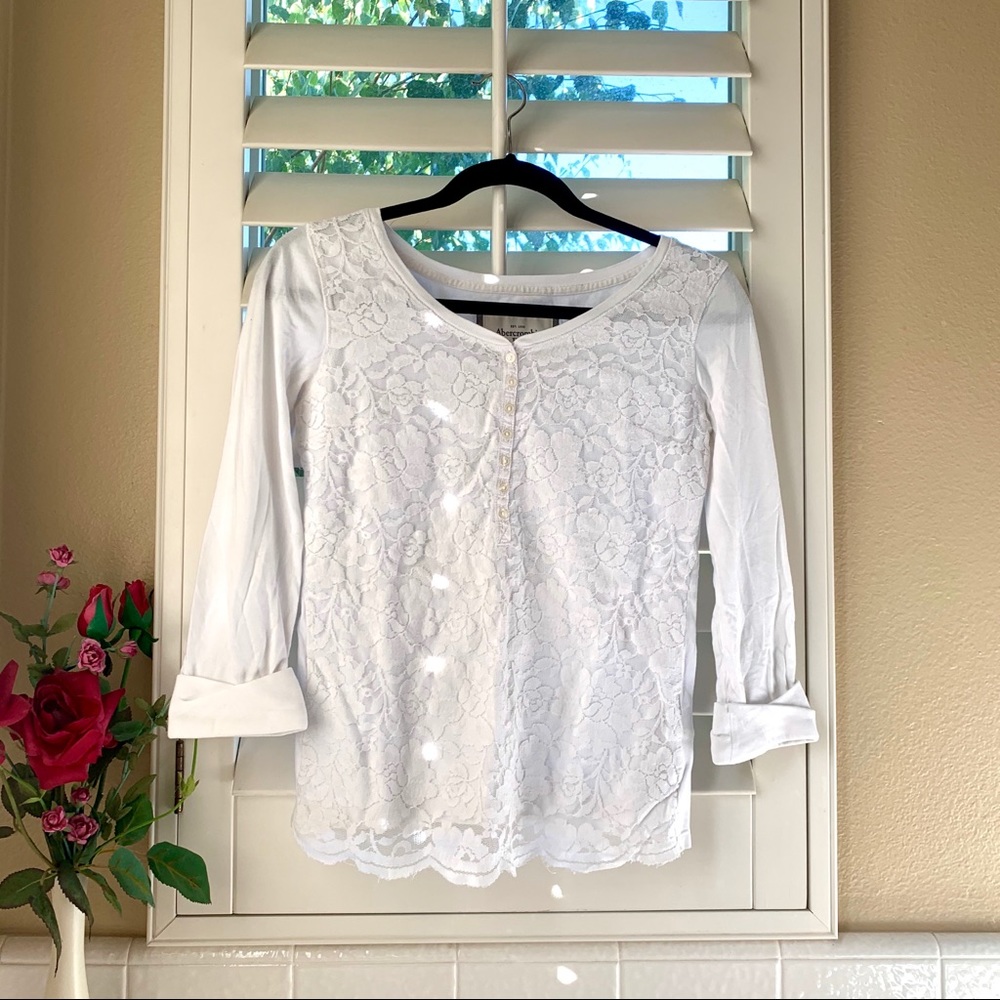 A&F White Lace Front Long Sleeve Top (Size S)